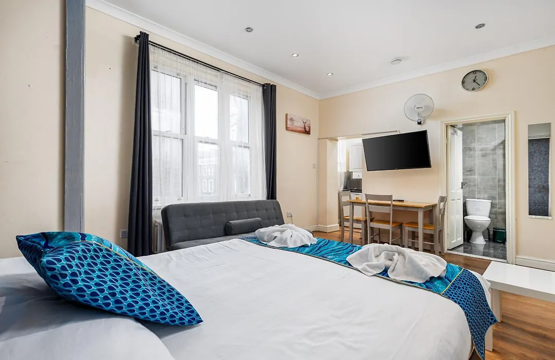 Camden Apartments-1