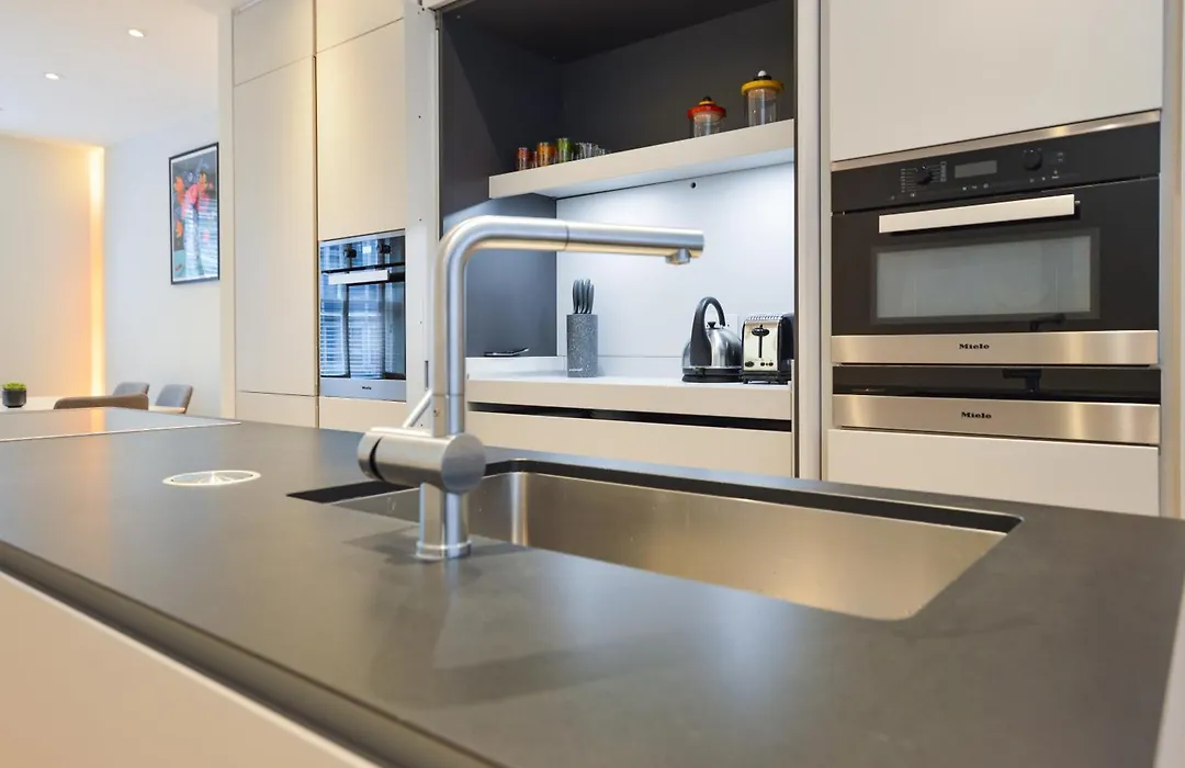 Noho 132 Serviced Apartments-1