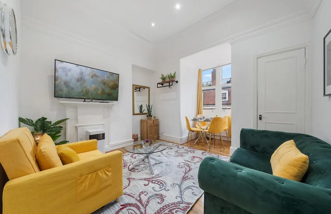 Modern 2-Bedroom Apartment On Oxford Street 8Gc-1