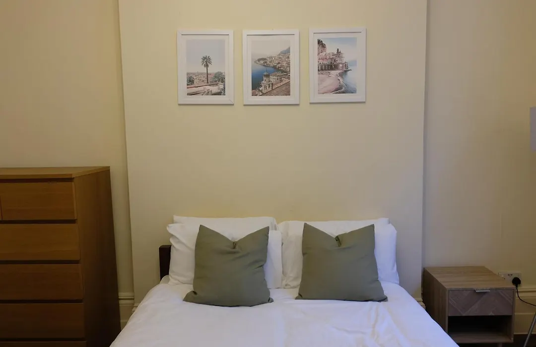Amanah Properties Stylish- 2-Bed Apartment Close To Abbey Road, Central London Zone 2-1