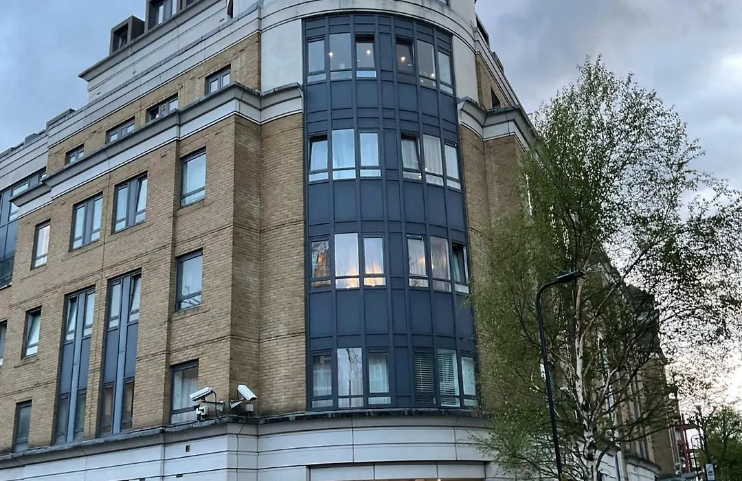 2 Bedroom Apartment With Security 24 Hours-1