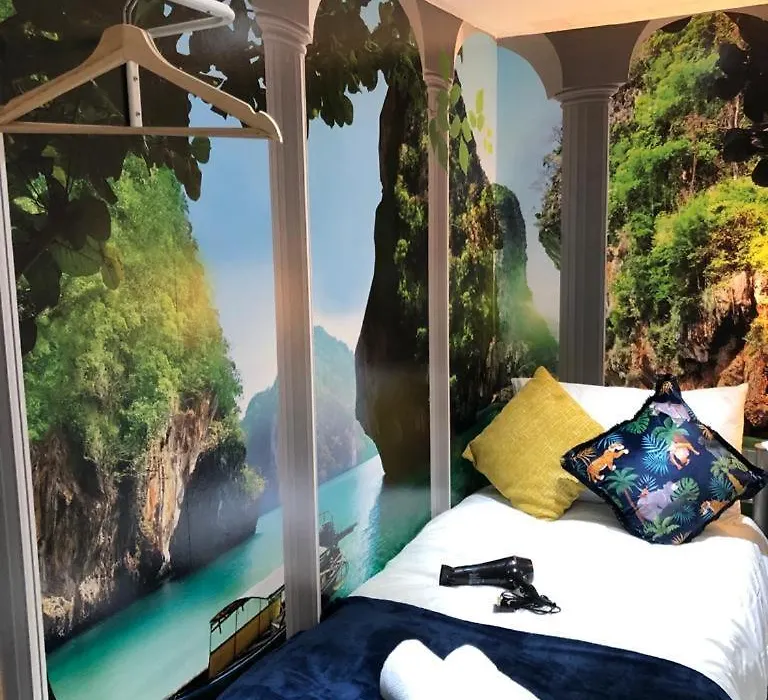 Euston Private Rooms 2 Min Walk To Station-1