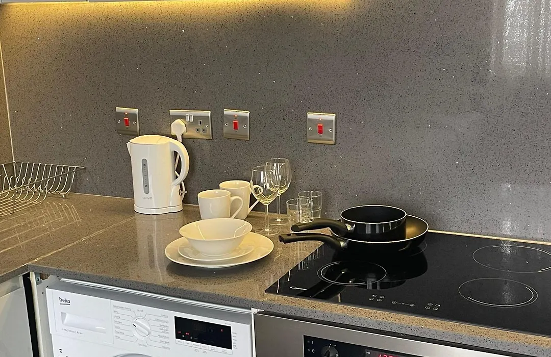 Baker Central Apartments-1