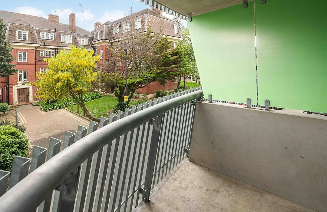 Homey And Secure Apartment - Wembley Stadium!-1