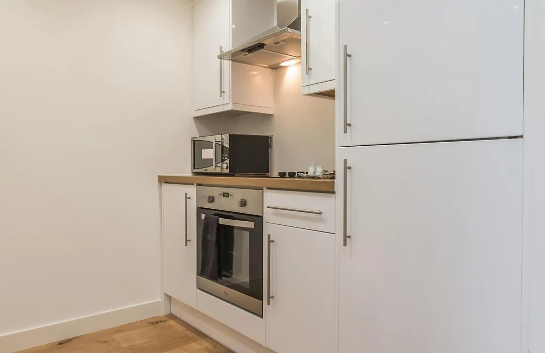 Barbican By Excel Apartments-1