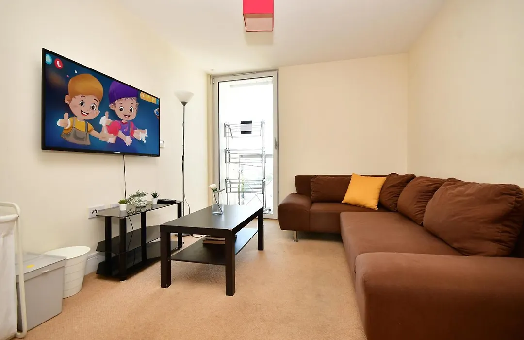 Comfortable 2 Bedroom Flat With Great View Near Canary Wharf-1