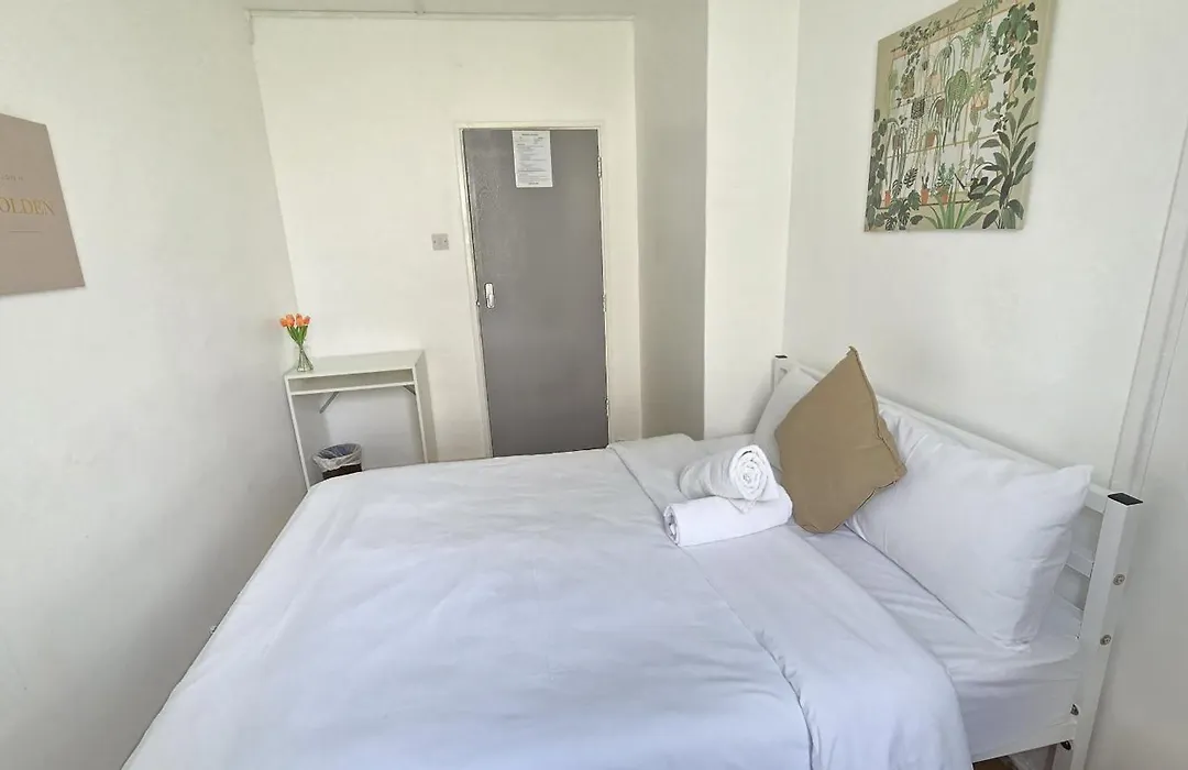 Rooms Near Liverpool Street-1