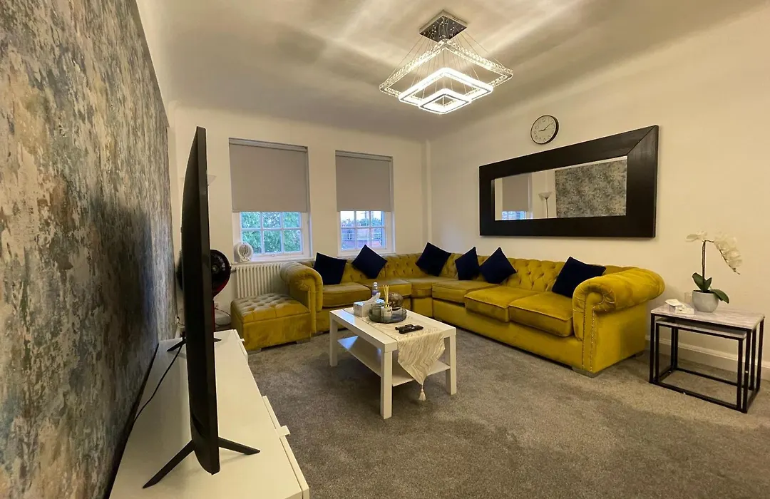 Kensington Apartment-1