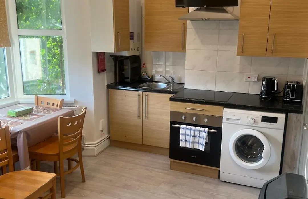 Fully Furbished Entire Flat 3-1