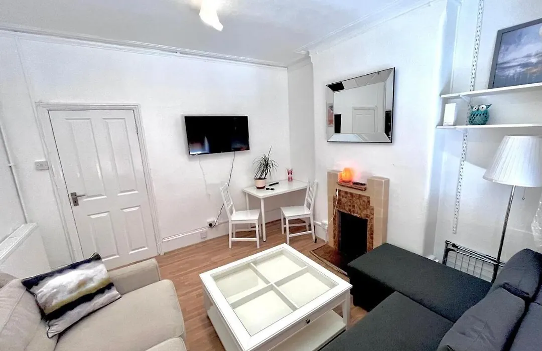 Lovely One Bedroom Flat Sw8-1