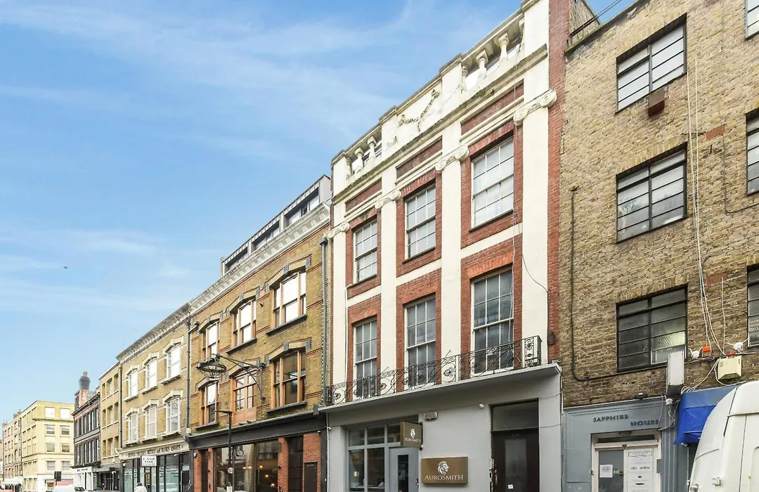 Hatton Gardens - 2 Bedroom Family Apartments-1