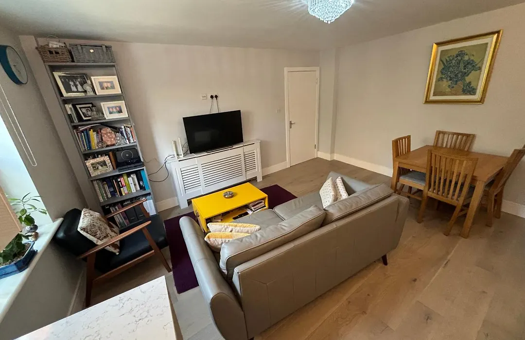 Double Bedroom In Clapham-1