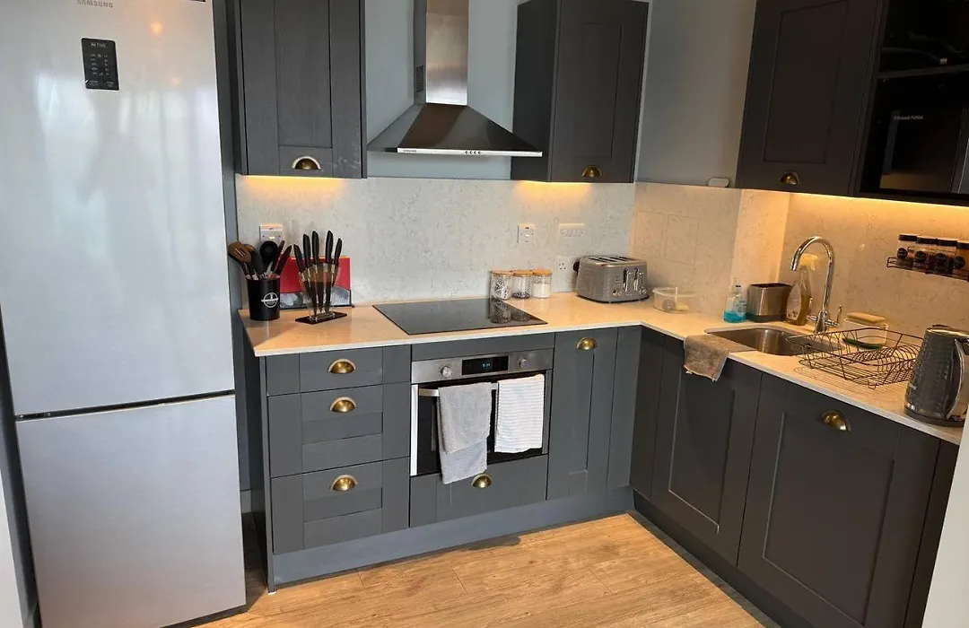 Wembley Stadium Modern 1 Bed Apartment With Amazing Views-1