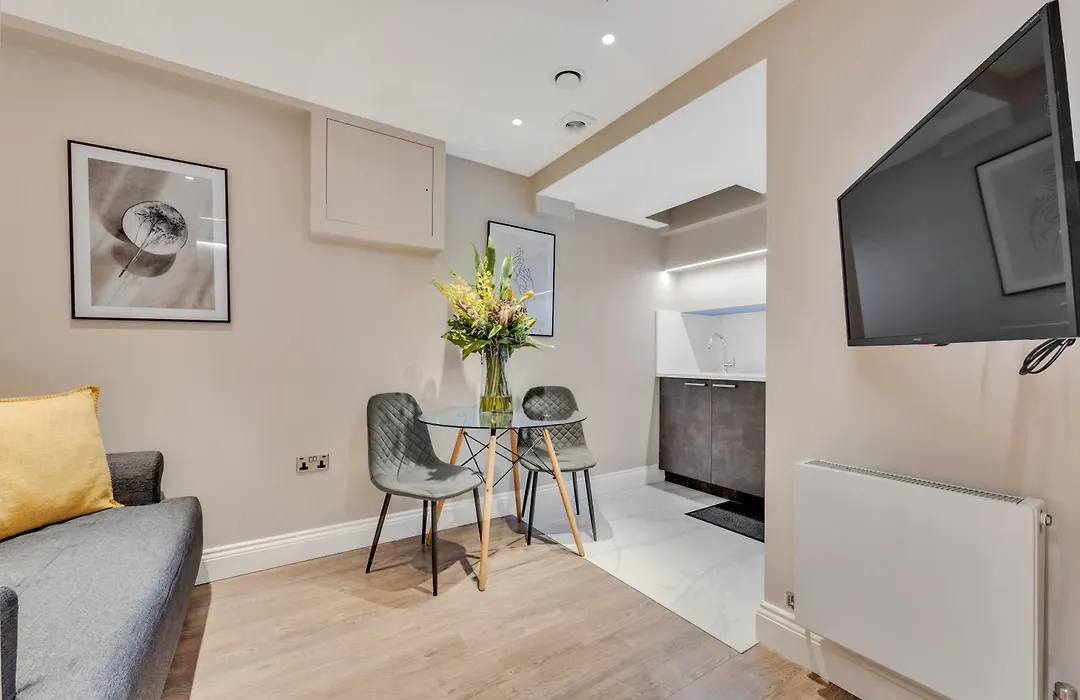 Cleveland Residences Farringdon-1