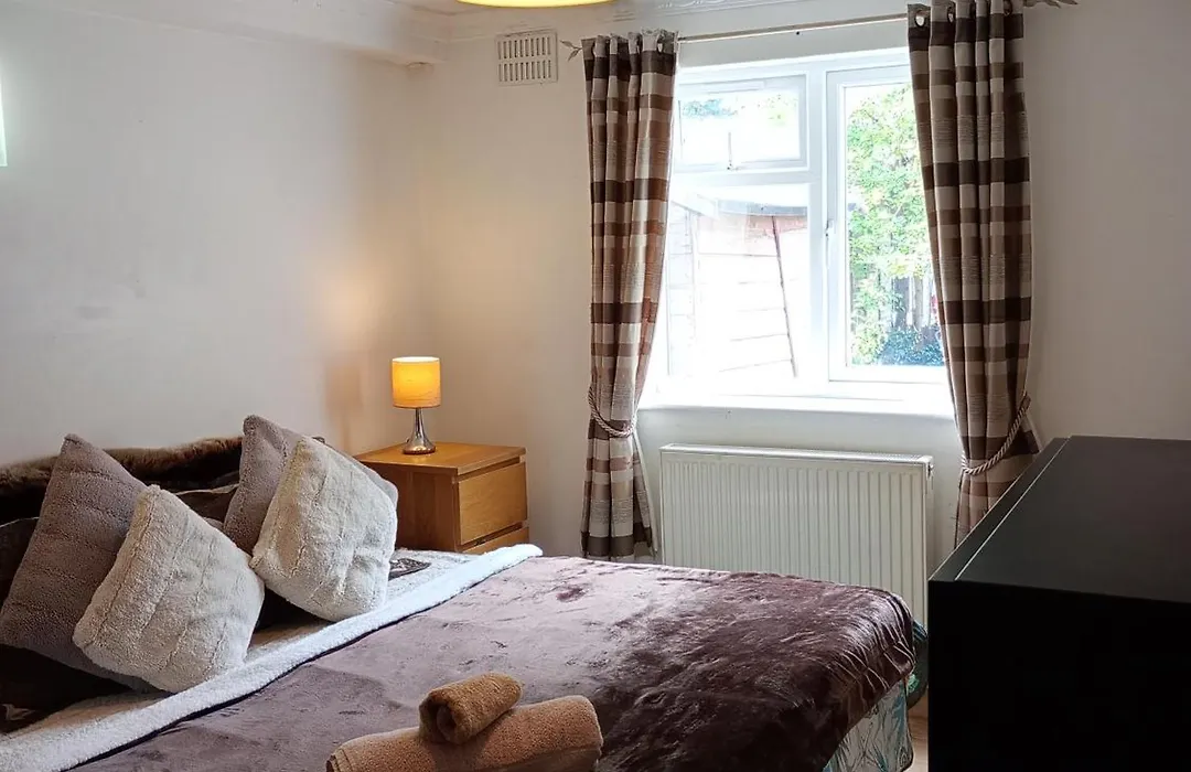 Double Room In London-1