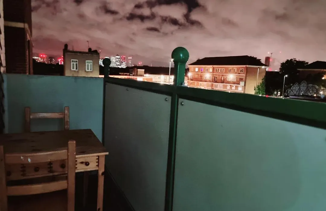 Cosy One Bedroom Flat With Private Parking-1