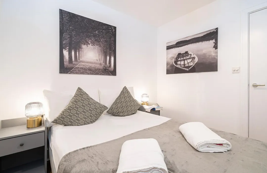 Farringdon Apartments-1