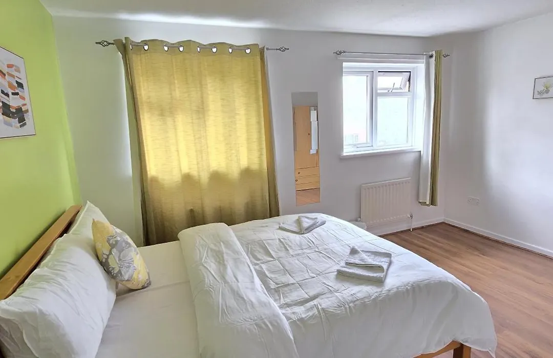 Property Near Aldgate London-1