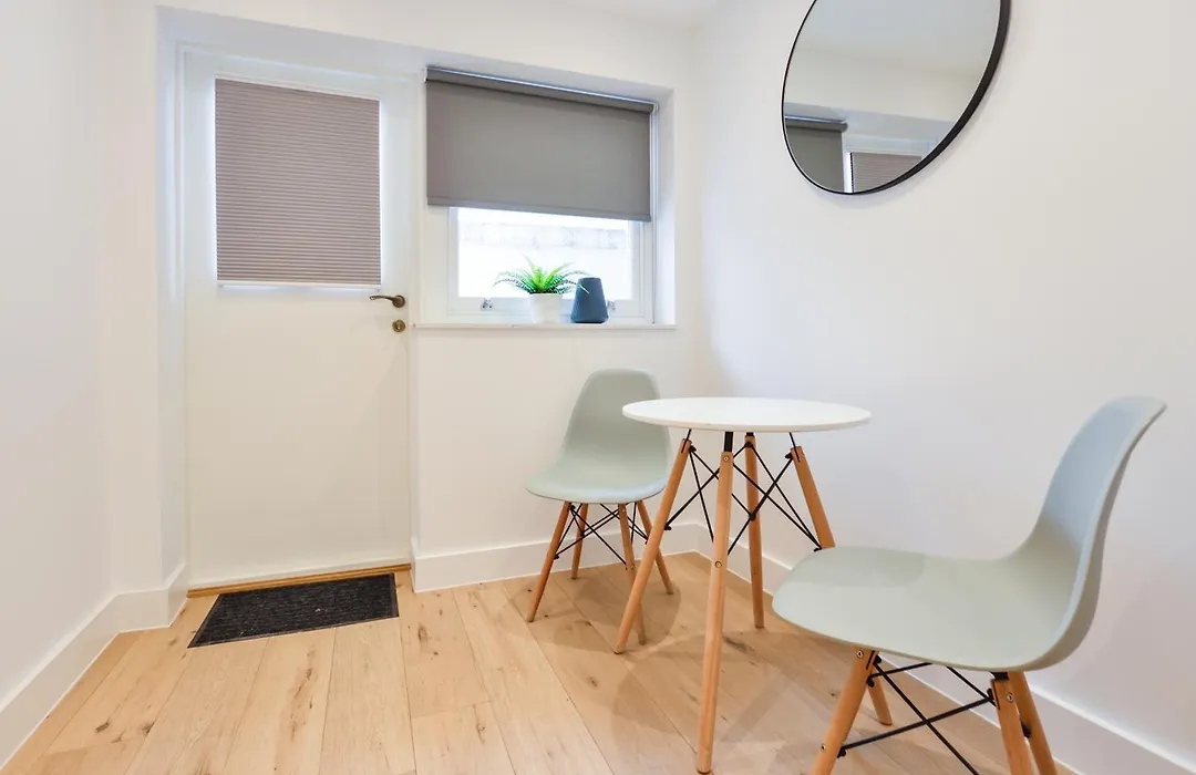 Star Street Serviced Apartments-1