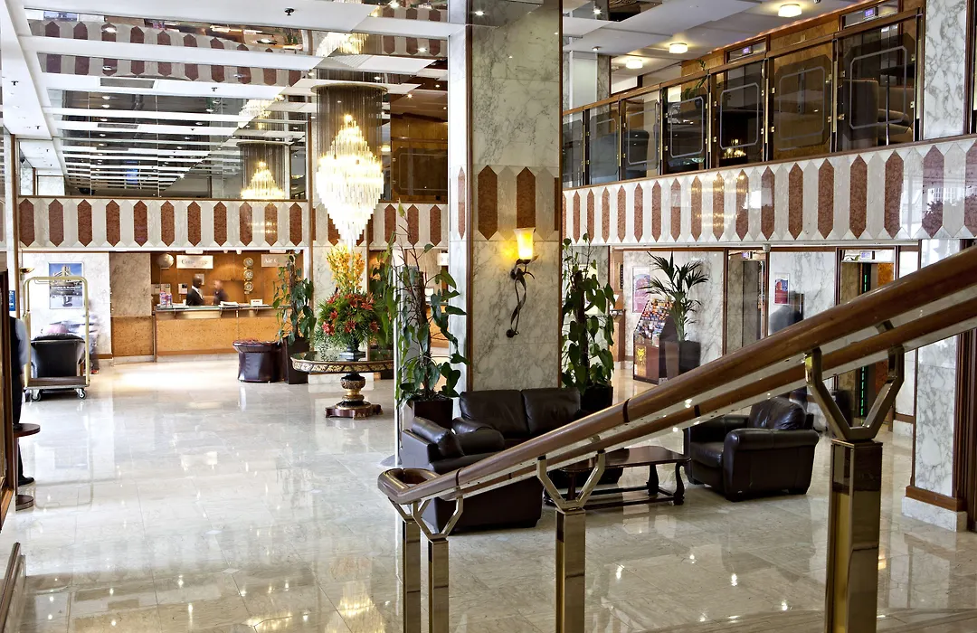 Danubius Hotel Regents Park-1