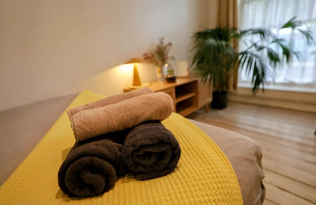 Designer Flat in Bethnal Green-1