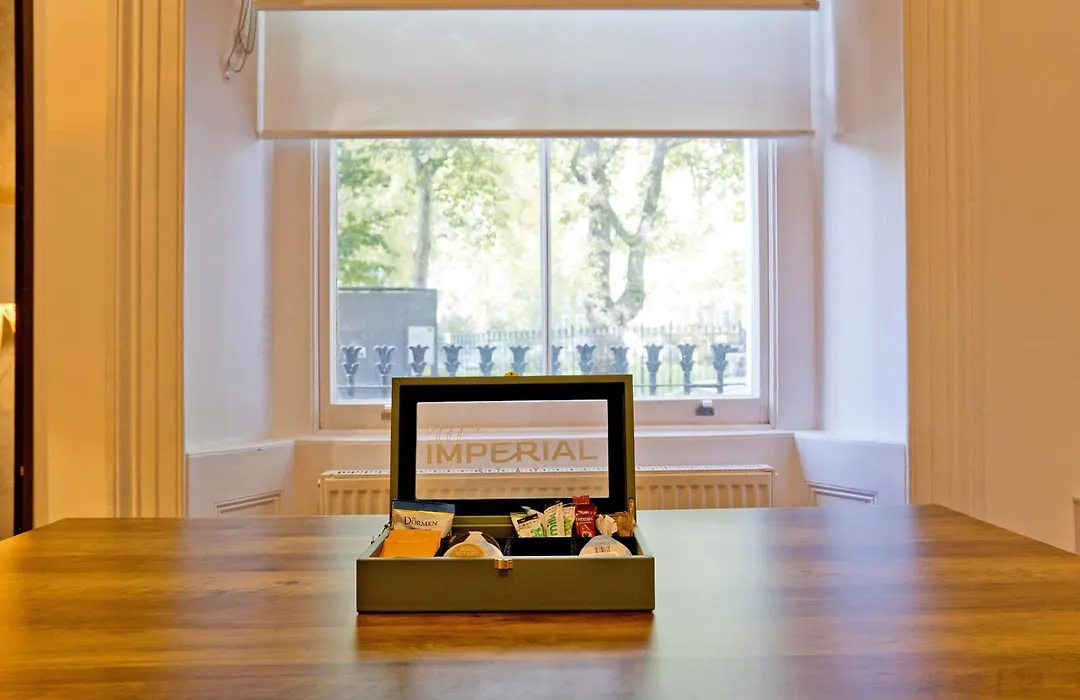 Imperial Horseferry Road Apartment-1