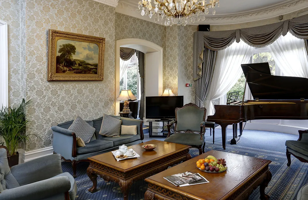 Best Western Swiss Cottage Hotel-1