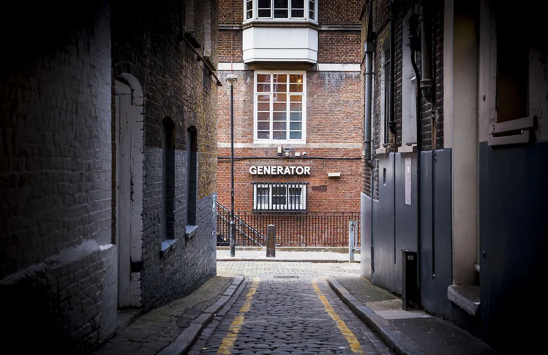Generator London-1