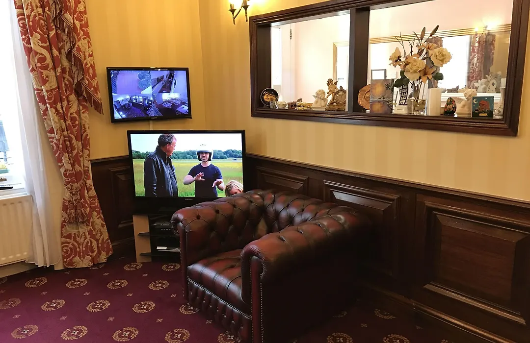 Balmoral House Hotel-1