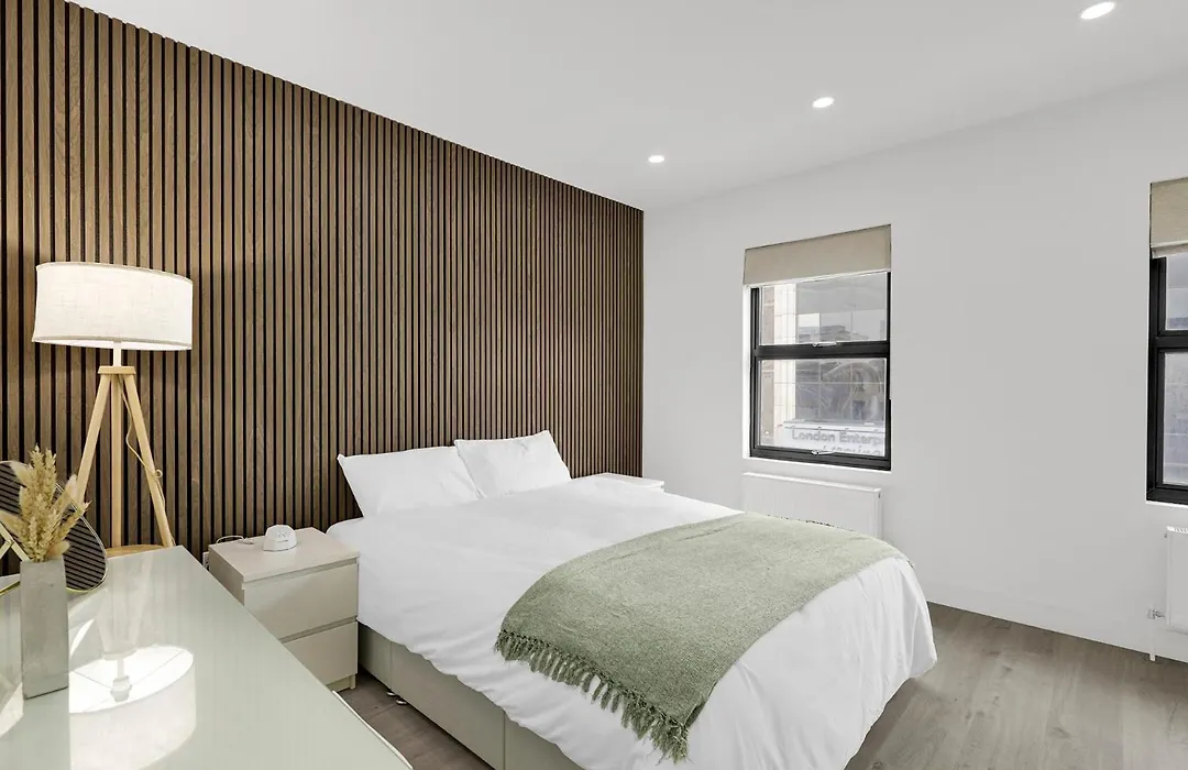 Aldgate London Skyline Studios-1