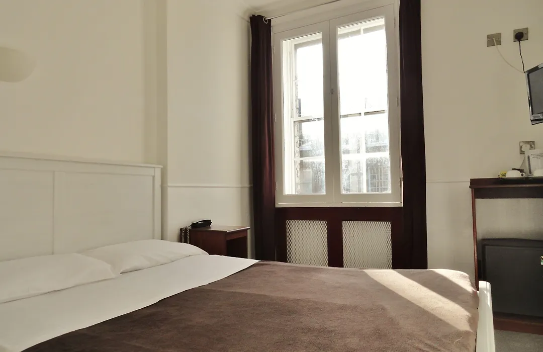 London Continental Hotel-1