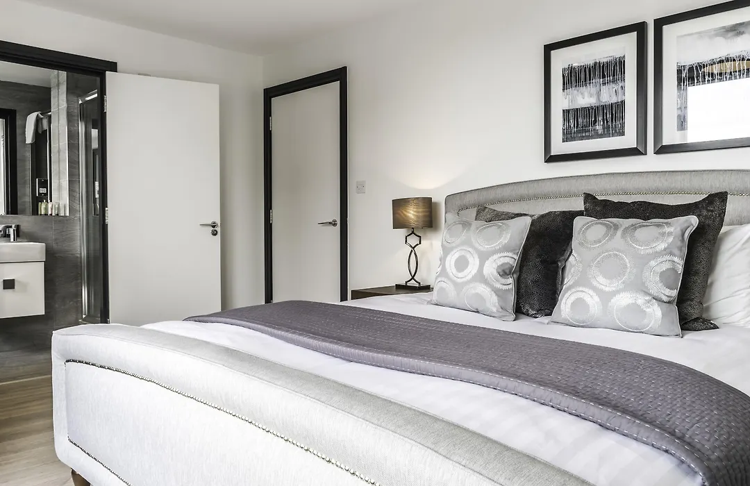 Aldgate By Excel Apartments-1