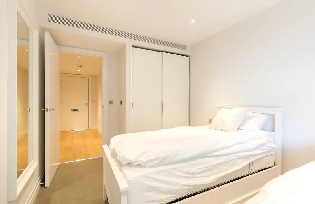 Stylish 2 Bed Flats Near Us Embassy-1
