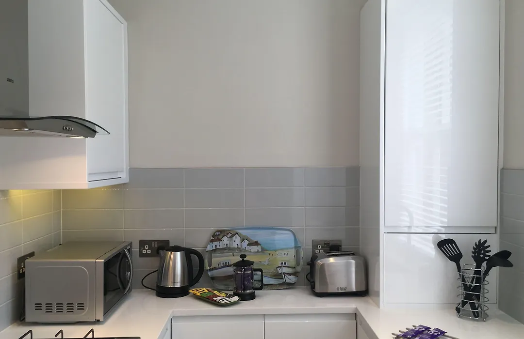 Victoria - Vincent Square By Viridian Apartments-1