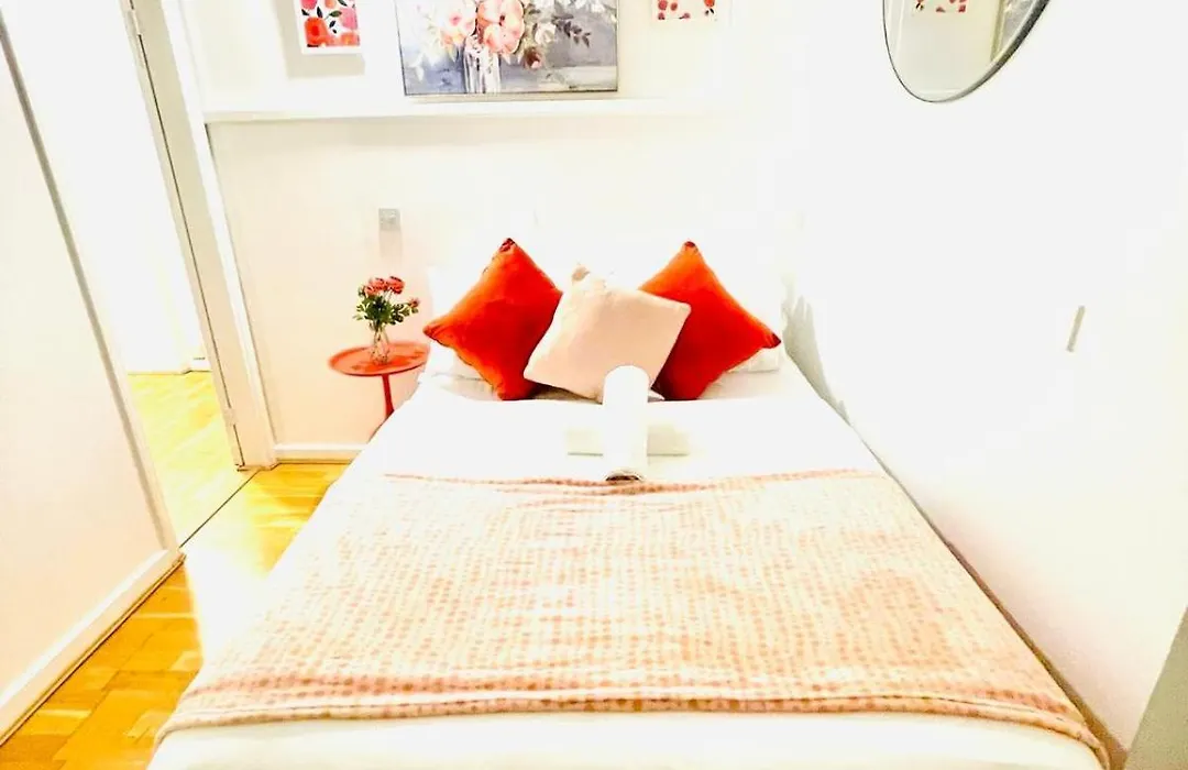 One Bedroom Flat A In Kentish Town-1