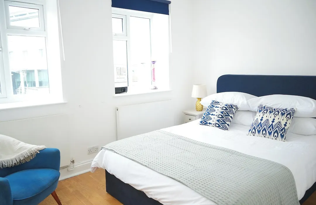 Fun Energetic Oasis In Islington - Sleeps6-1