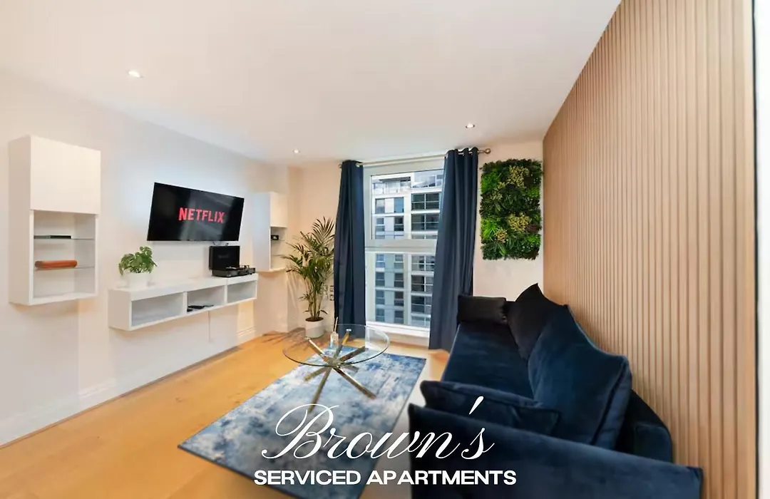Chelsea Thames View Suite-1