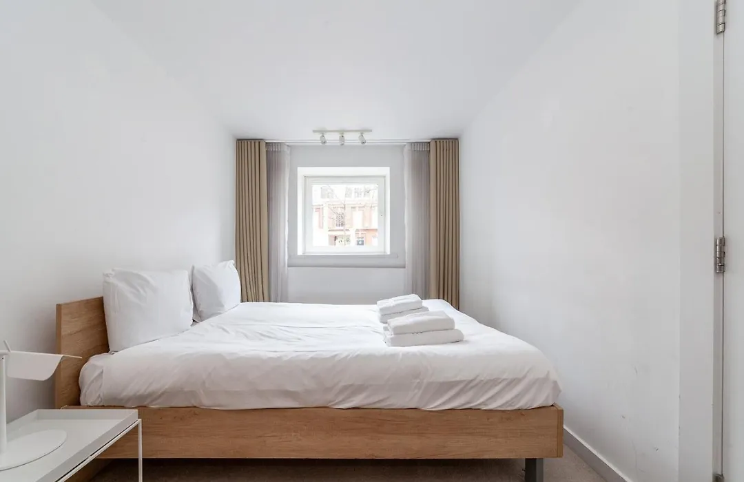 Belgravia Living-1