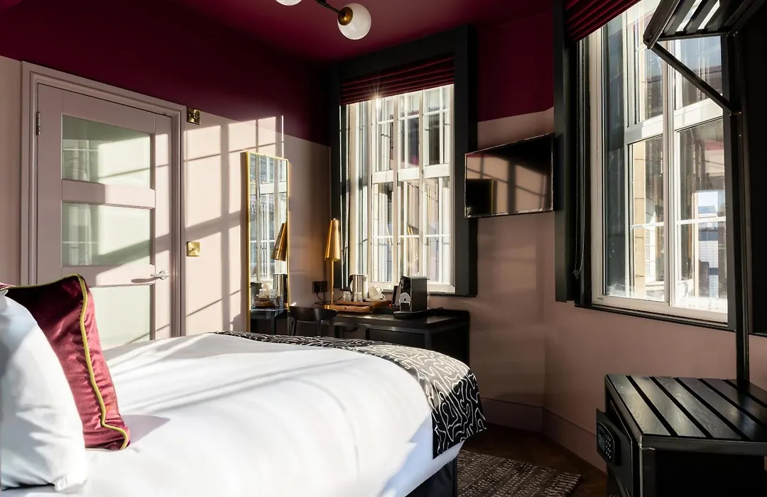 The Wellington Hotel-1