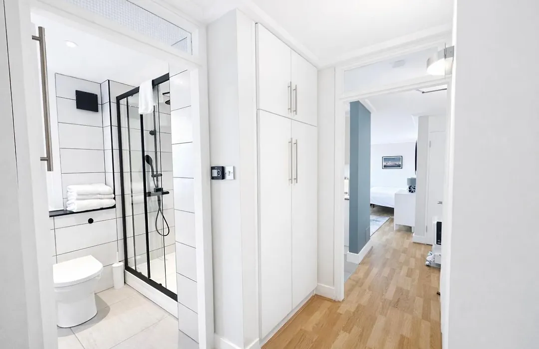 Camden Serviced Apartments By Globe Apartments-1