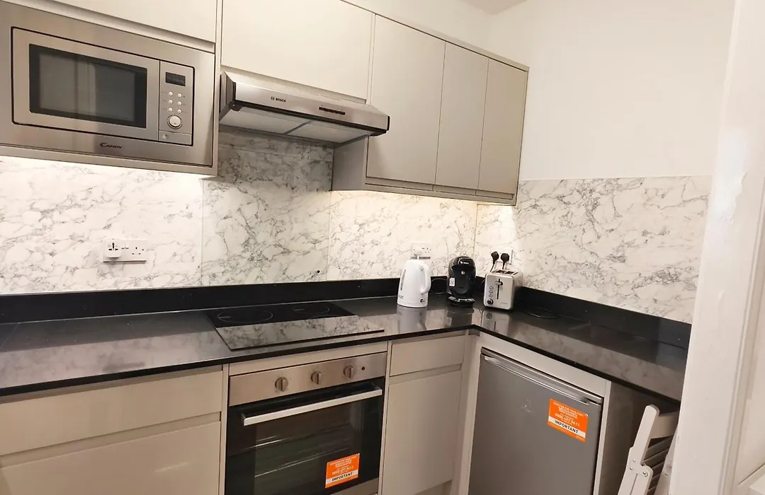Neptune Flat 9 At Marble Arch-1
