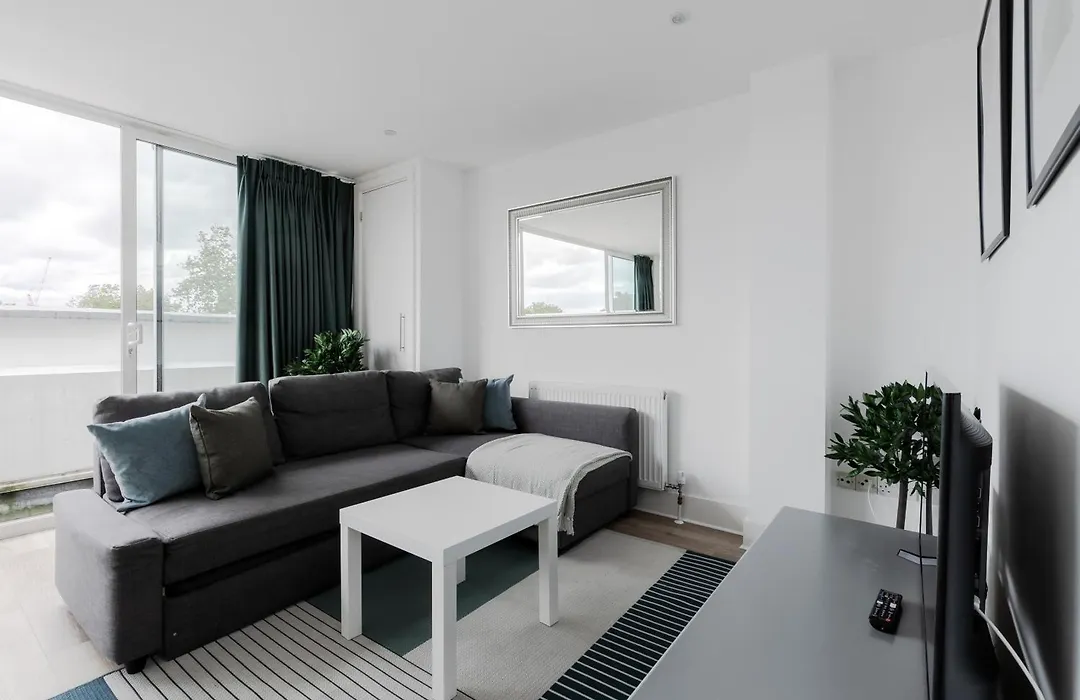 Stylish Apartments - Kensington-1