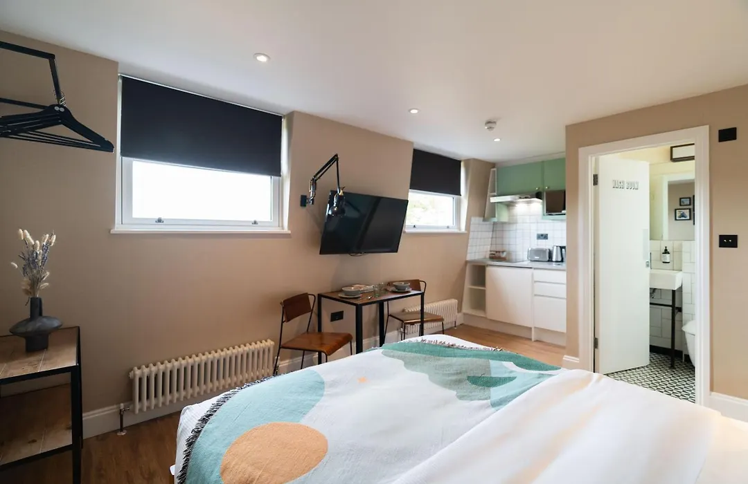 Lamington Apartments - London Hammersmith-1