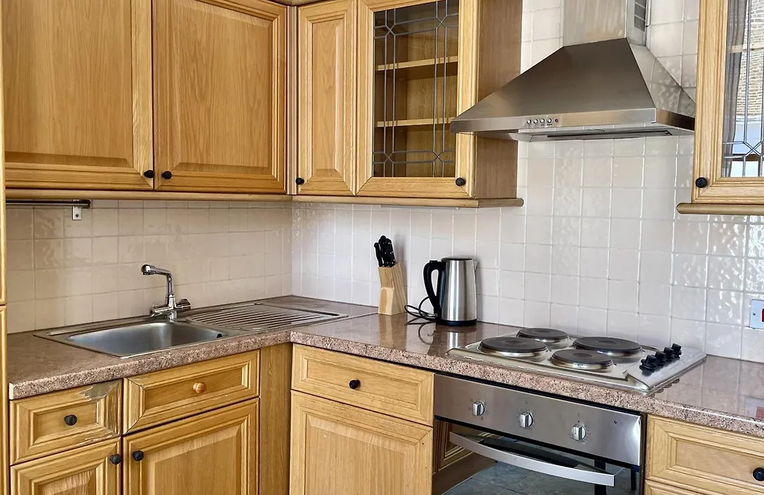Baker Street Apartments-1