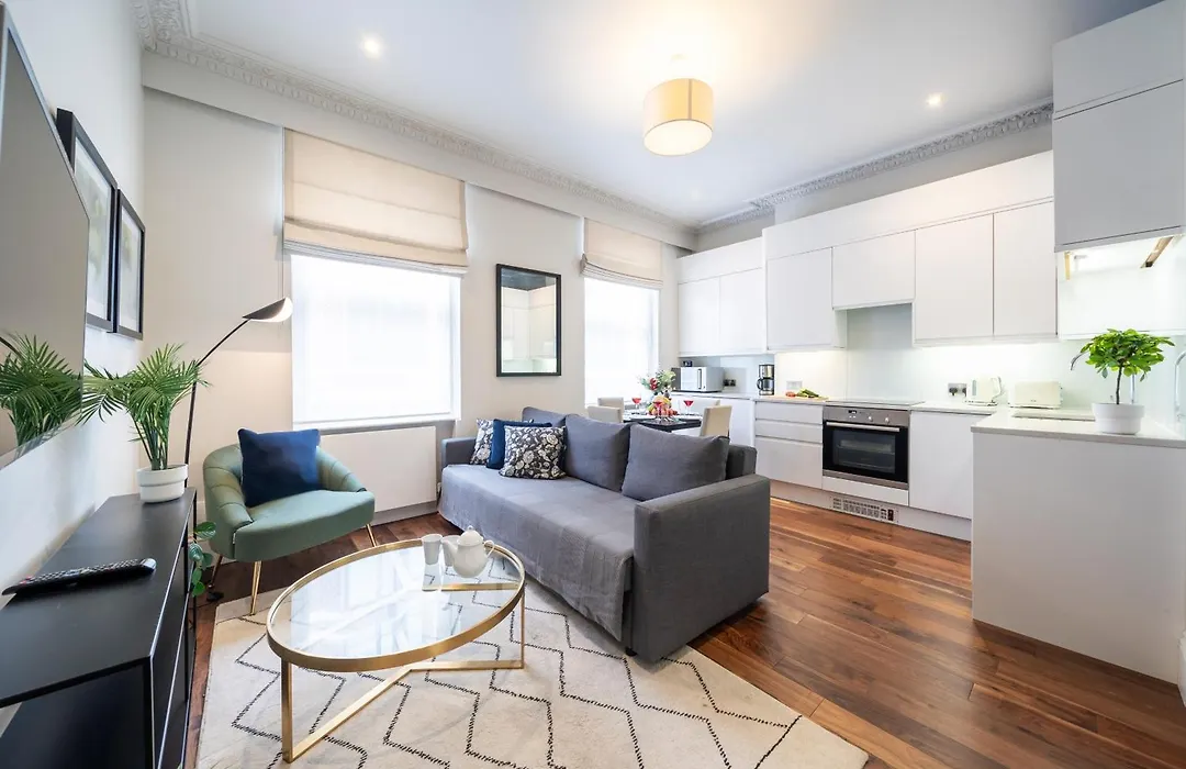 Euston Square Apartments-1