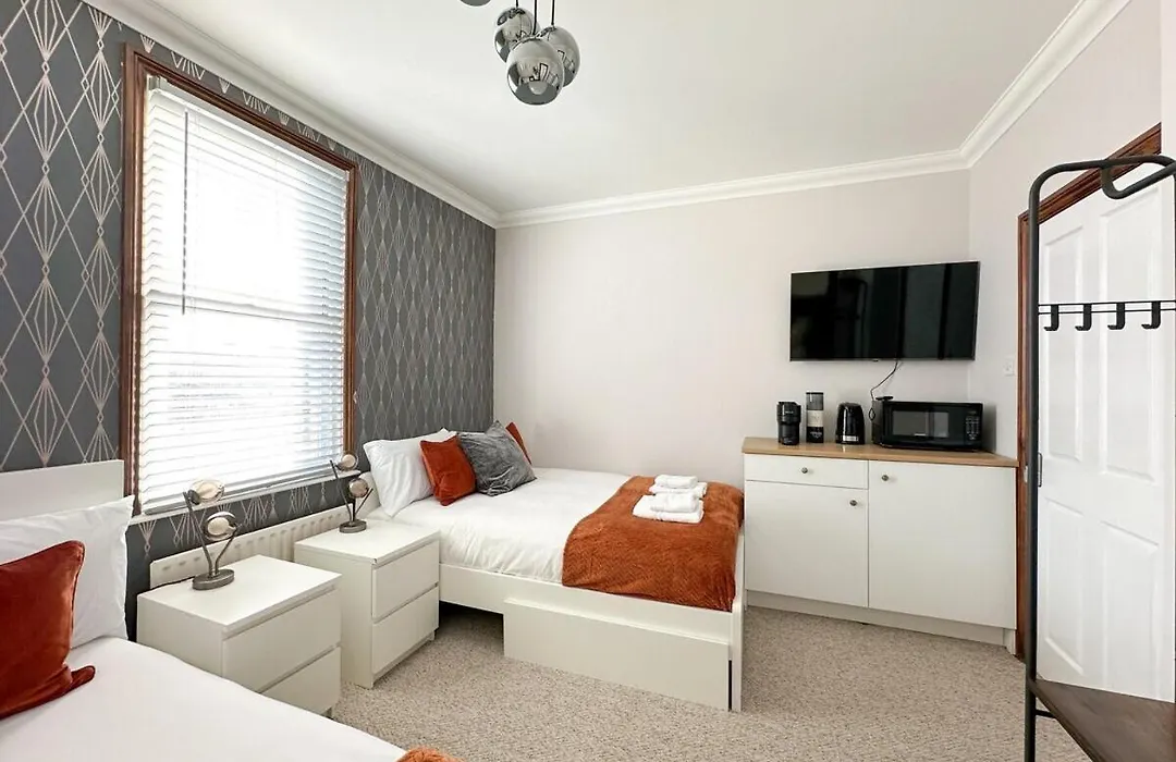 Fulham Rooms-1