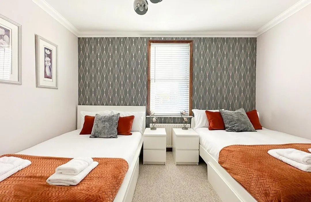 Fulham Rooms-1