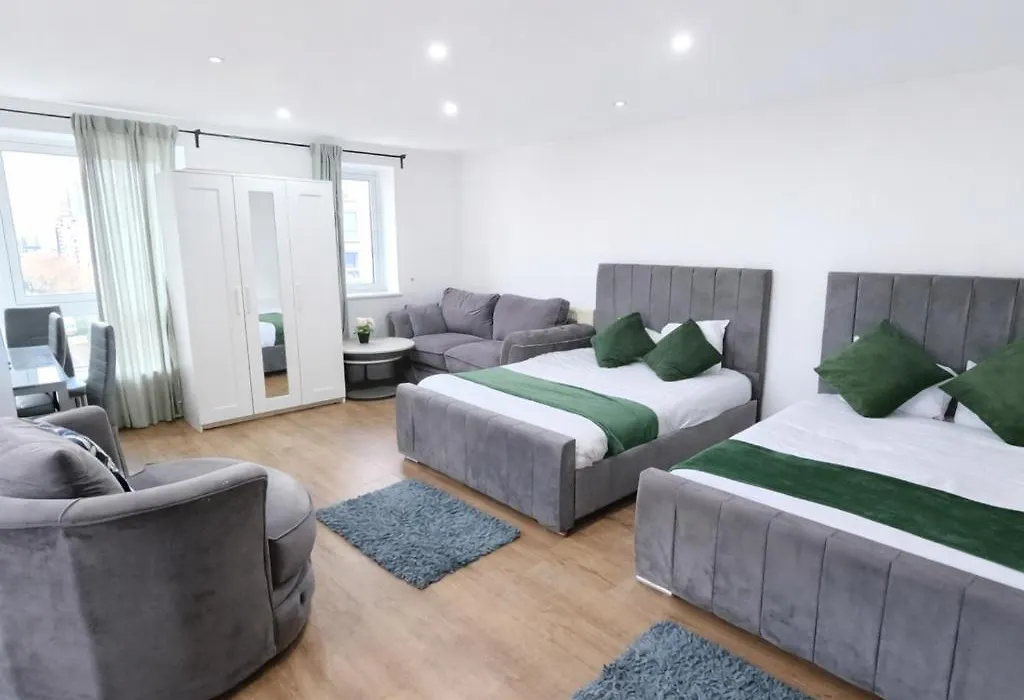 Canary Wharf O2 Excel Apartment With Balcony & Parking-1