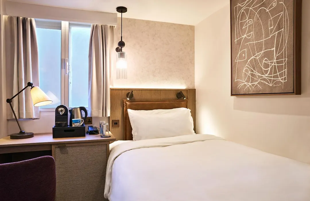 Radisson Blu Hotel, London Tottenham Court Road-1