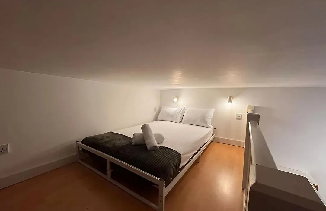 Modern Studios Close To Hyde Park-1